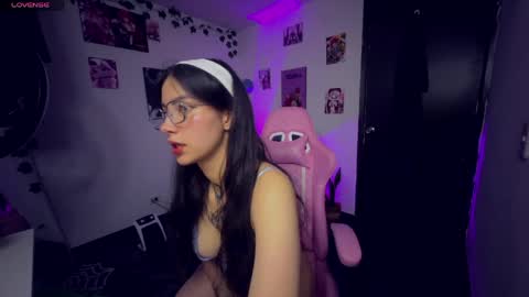 Snapshot of cami_mila99 chatting on May 2026 07:28:02 AM CAMI online show from May 2026 07:28:02 AM