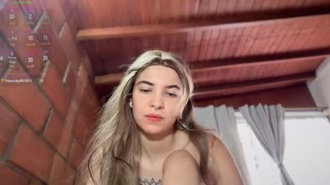 camii19y online show from December 2025 08:05:02 PM