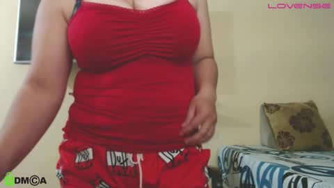 Camila  online show from March 2026 05:28:01 PM