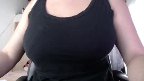 camila online show from February 2025 12:33:01 PM