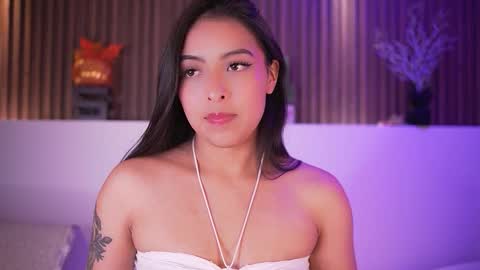 Camila online show from March 2026 03:31:01 AM