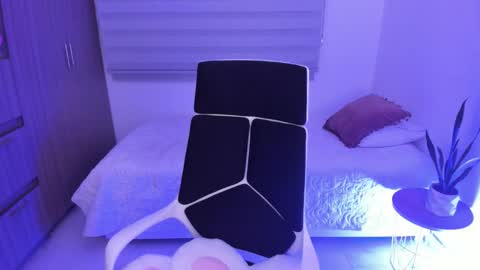  C A M I  online show from February 2026 02:07:03 AM