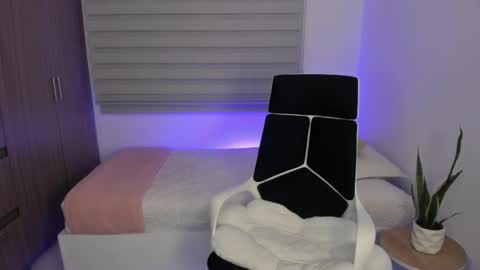  C A M I  online show from March 2026 02:27:02 AM