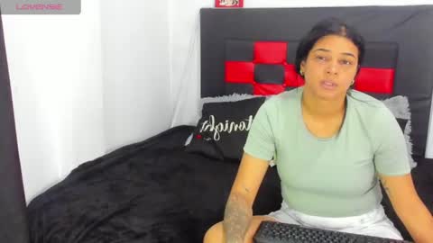 Camila online show from July 2026 06:43:01 PM