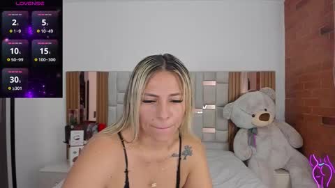 Camila online show from February 2026 12:20:01 PM