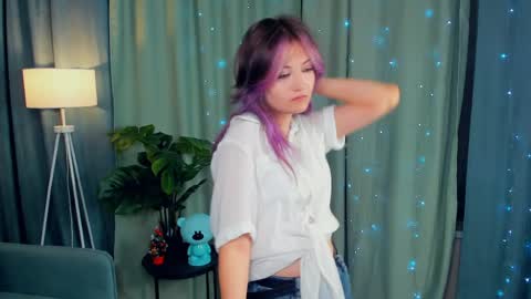 Emily online show from March 2026 05:35:01 PM