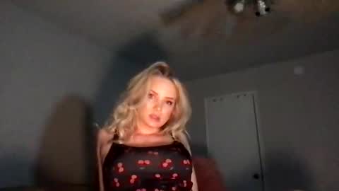 camilleclairexo online show from April 2026 04:50:02 AM