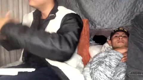 camivaron online show from January 2025 04:06:01 AM