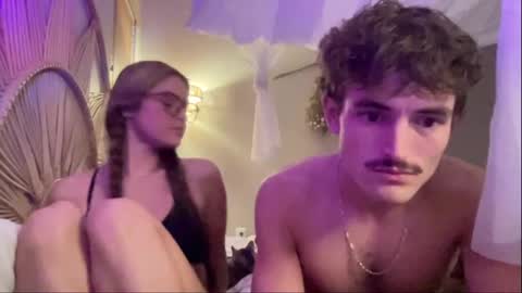 Snapshot of camncaroline chatting on September 2025 01:51:02 AM camncaroline online show from September 2025 01:51:02 AM