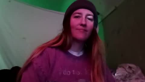 Candi online show from November 2025 09:26:01 PM