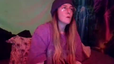 Candi online show from December 2025 09:40:01 AM