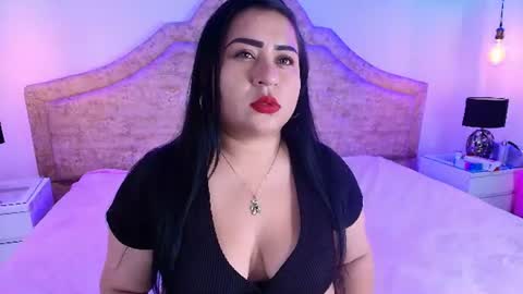 Snapshot of candy_curves1 chatting on July 2026 08:35:01 PM Candy curves1 online show from July 2026 08:35:01 PM