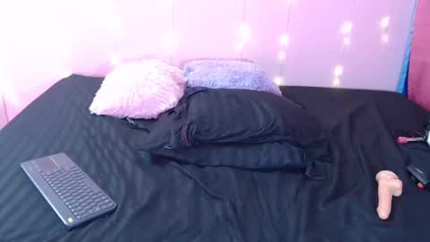 MELISSA online show from December 2024 04:31:02 AM