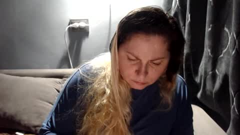 Laura online show from February 2026 10:22:01 PM