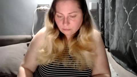 Snapshot of candycream74 chatting on June 2026 09:57:02 PM Laura online show from June 2026 09:57:02 PM