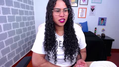 Karen online show from December 2024 03:45:02 AM