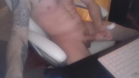 Snapshot of candyland022 chatting on April 2026 03:33:01 AM candyland022 online show from April 2026 03:33:01 AM