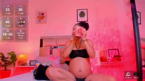 Snapshot of candyygirl_1 chatting on November 2025 07:35:01 PM Candy online show from November 2025 07:35:01 PM