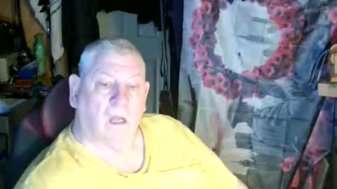 canoelicker69 online show from April 2026 12:02:01 PM