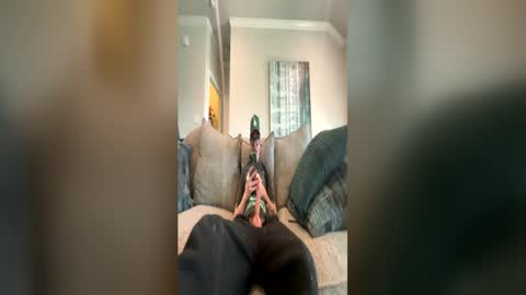 Captaincumgun online show from June 2026 09:52:02 PM