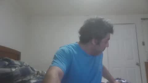 Snapshot of caravibugue chatting on November 2025 08:03:02 AM caravibugue online show from November 2025 08:03:02 AM