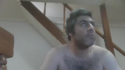 Snapshot of caravibugue chatting on November 2025 11:28:01 PM caravibugue online show from November 2025 11:28:01 PM