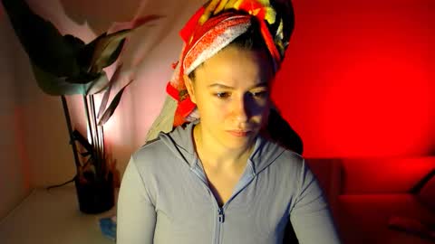 Snapshot of care_sensual chatting on February 2026 04:11:01 AM Mary online show from February 2026 04:11:01 AM