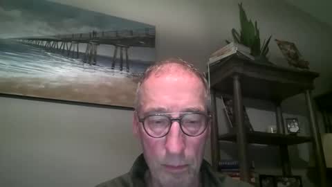 Caressluving online show from May 2026 04:19:02 AM