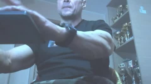 Laz online show from April 2026 05:07:02 AM