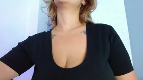 Carla online show from April 2026 11:57:01 AM