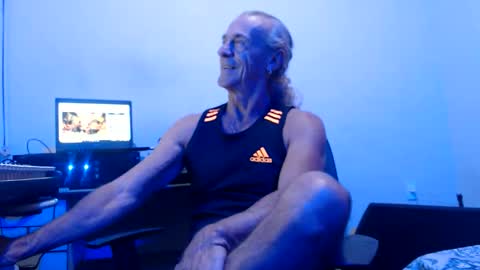 carlos online show from June 2026 01:50:01 AM