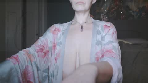 Carly Smiles online show from December 2024 12:39:02 AM