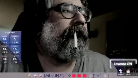 Snapshot of carmelo_devitto chatting on November 2025 08:02:02 AM soy Batman online show from November 2025 08:02:02 AM