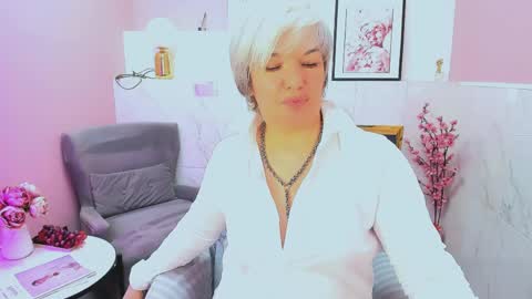 Carmen online show from April 2026 10:53:01 PM