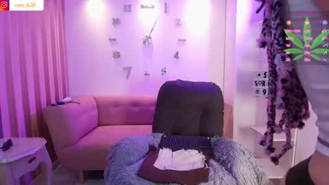 Caro Fisher online show from December 2025 12:43:02 PM