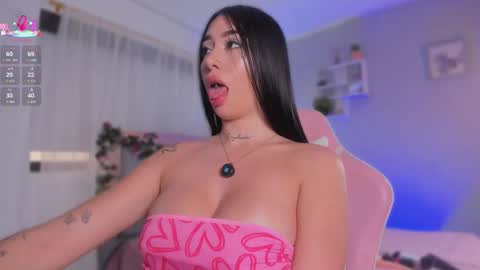 caro_sanchezz online show from October 2025 12:17:02 PM