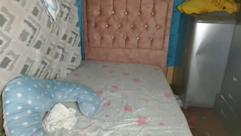 carol_lil1 online show from February 2026 06:42:02 AM