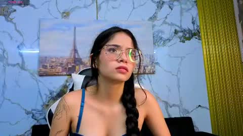 CAROLINA  online show from June 2026 11:38:02 PM