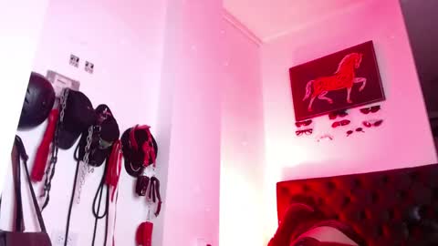 Soft Carolina online show from May 2026 10:38:02 PM