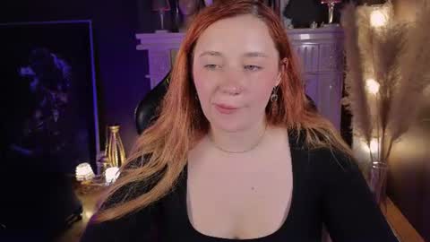 Snapshot of carolina_winter chatting on June 2026 05:17:01 AM Mira online show from June 2026 05:17:01 AM
