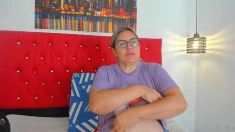 Carolina online show from December 2025 04:56:01 PM