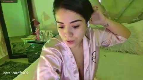 caroline online show from April 2026 03:26:02 AM