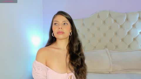 Caroline online show from February 2026 08:08:02 PM