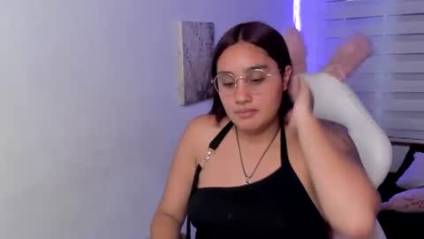 Snapshot of caroline_rodriguez_9 chatting on June 2026 06:50:01 PM caroline_rodriguez_9 online show from June 2026 06:50:01 PM