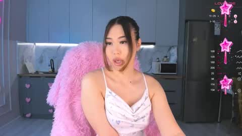 Yummi online show from February 2025 09:22:01 PM