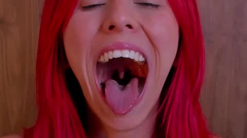 Casandra  online show from February 2025 07:54:01 PM