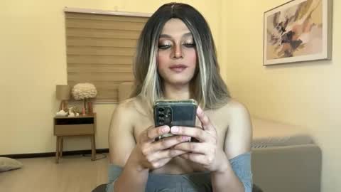 cassie online show from December 2025 03:07:01 PM