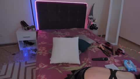 Cassie online show from January 2025 06:46:02 AM