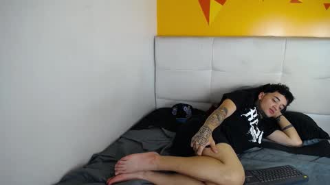 Snapshot of catalellaandpaul chatting on March 2025 08:56:02 AM CatalellaAndPaul online show from March 2025 08:56:02 AM