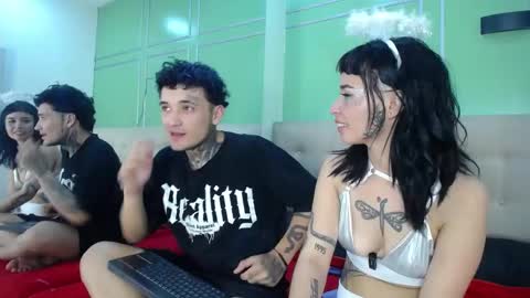 Snapshot of catalellaandpaul chatting on March 2025 10:11:02 AM CatalellaAndPaul online show from March 2025 10:11:02 AM